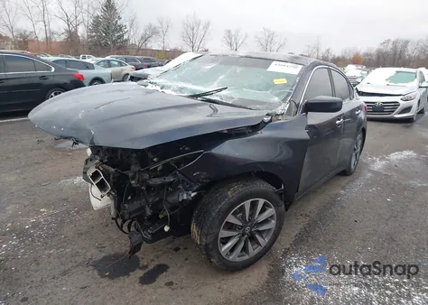 2017 Nissan Altima 2.5 Sv z USA, uszkodzony, nr VIN 1N4AL3AP2HC294395